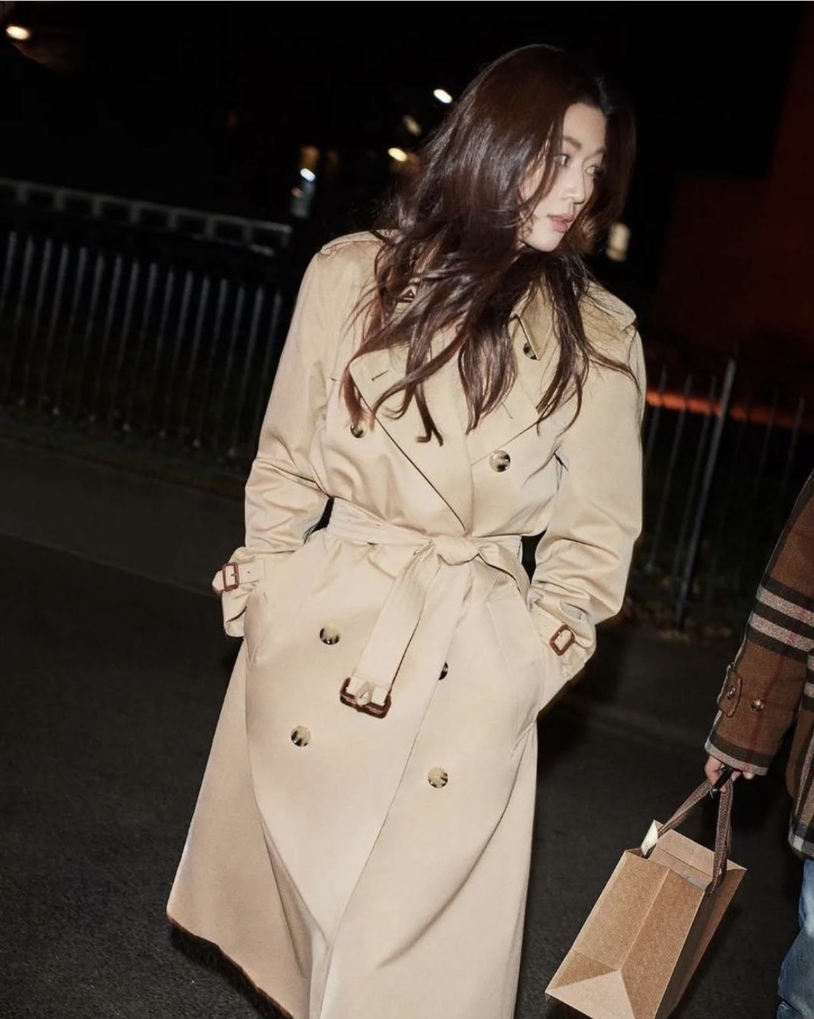 burberry全智贤代言,burberry风衣千颂伊