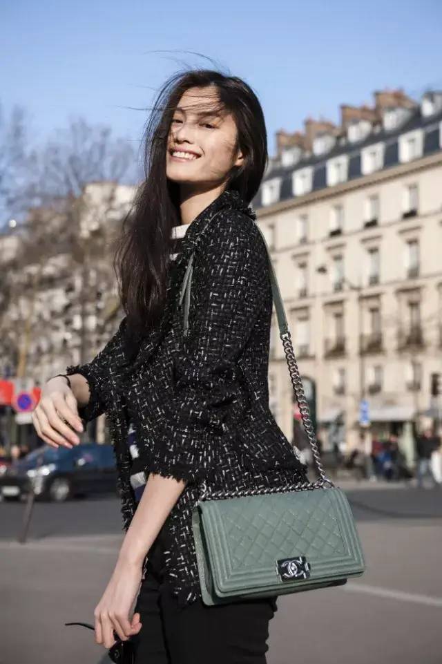 香奈儿leboy哪个颜色最值得买,香奈儿leboy值得买吗