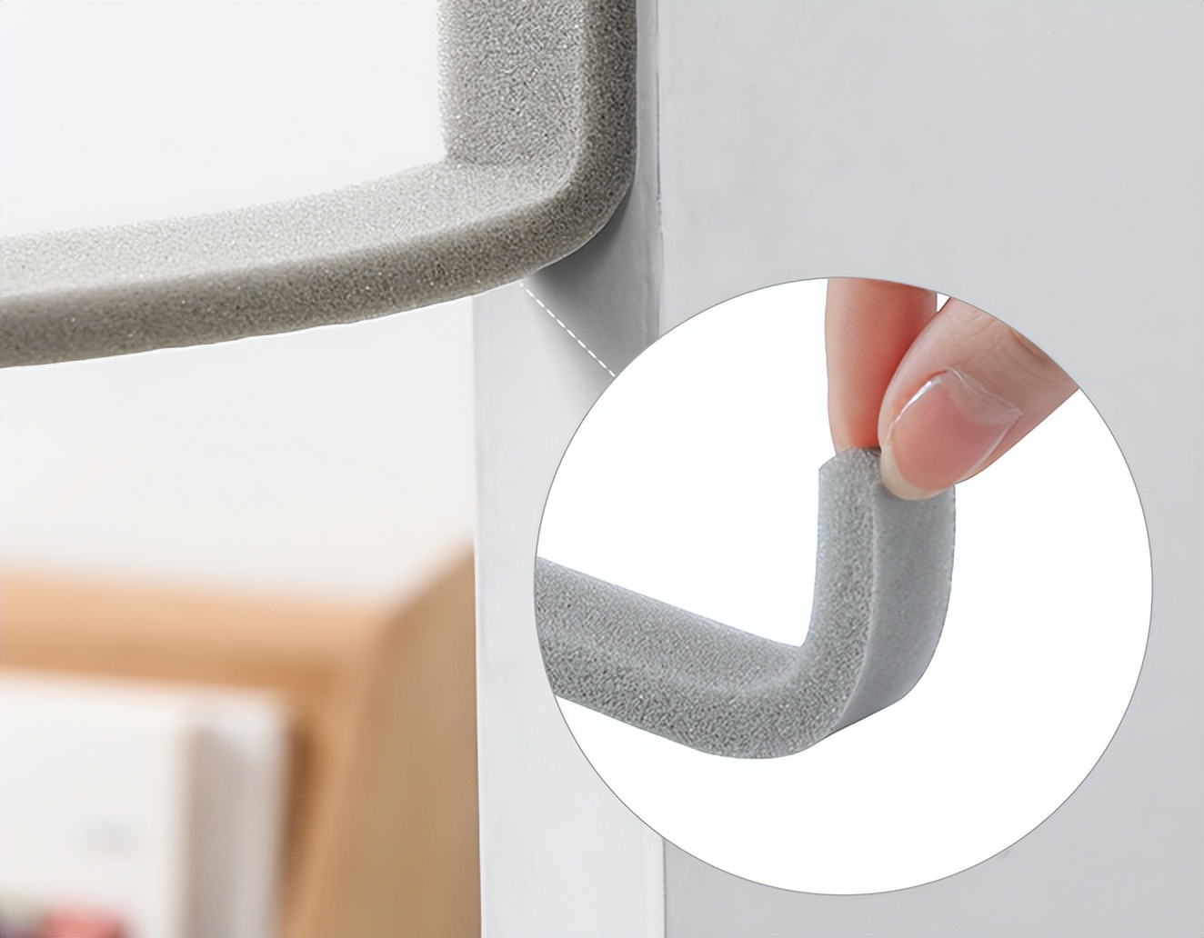 窗户漏风怎么保暖效果最好,家里的窗户漏风应如何进行密封呢