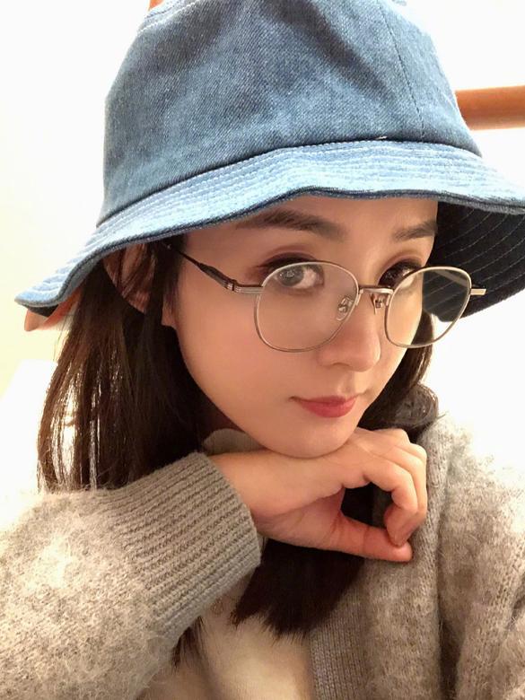 眼镜封印颜值,10个关于眼镜的小技巧