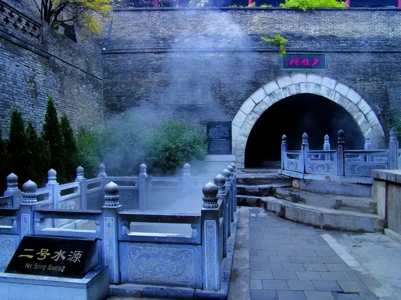 华清温泉怎么样,华清宫的温泉水讲解