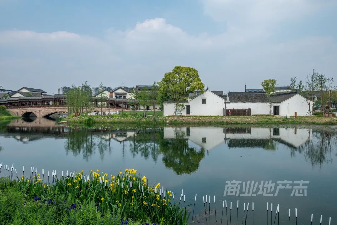 CRR百图斩|公园里的新天地:上海蟠龙天地