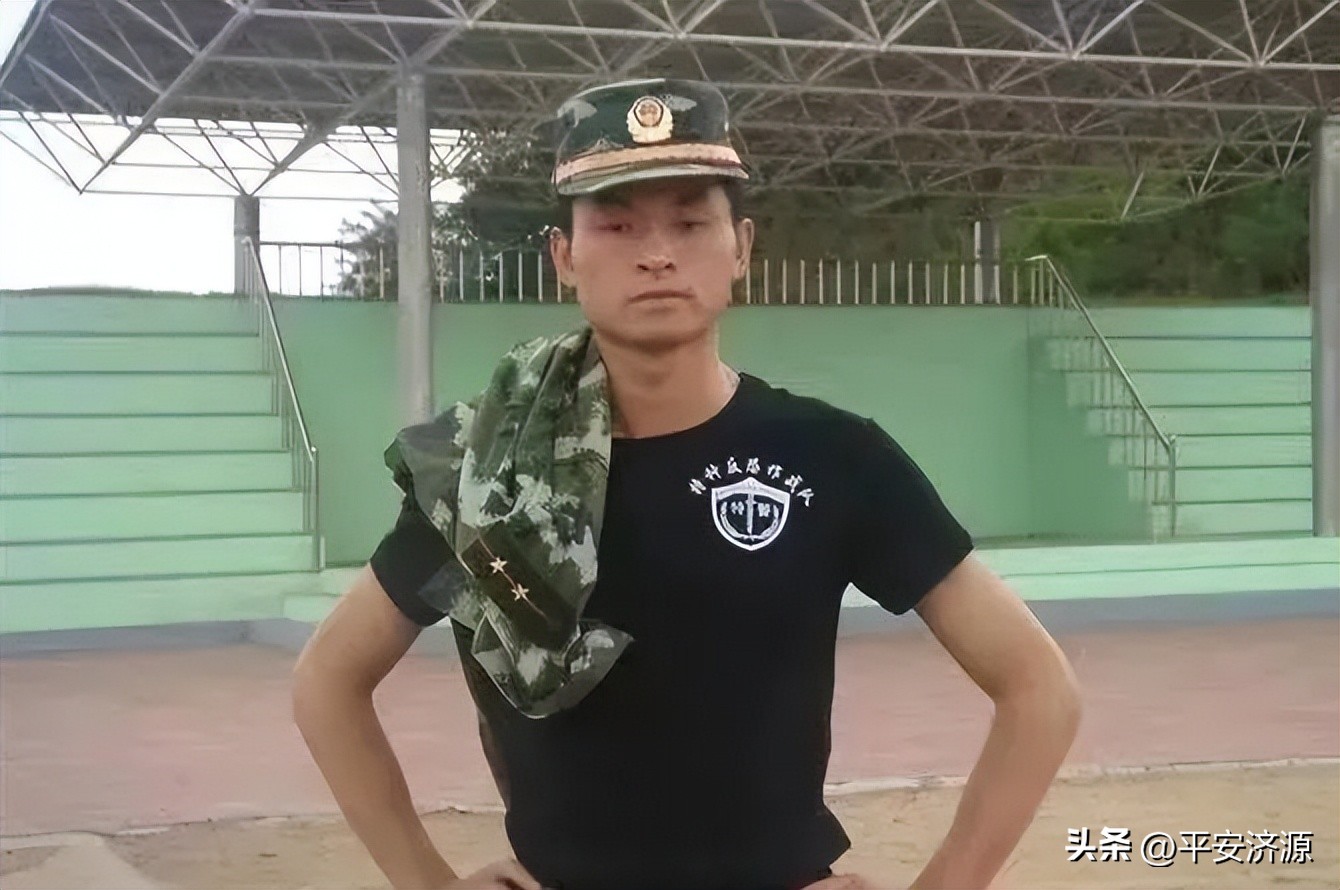 致敬八一戎装虽改初心不变,致敬八一致敬军人