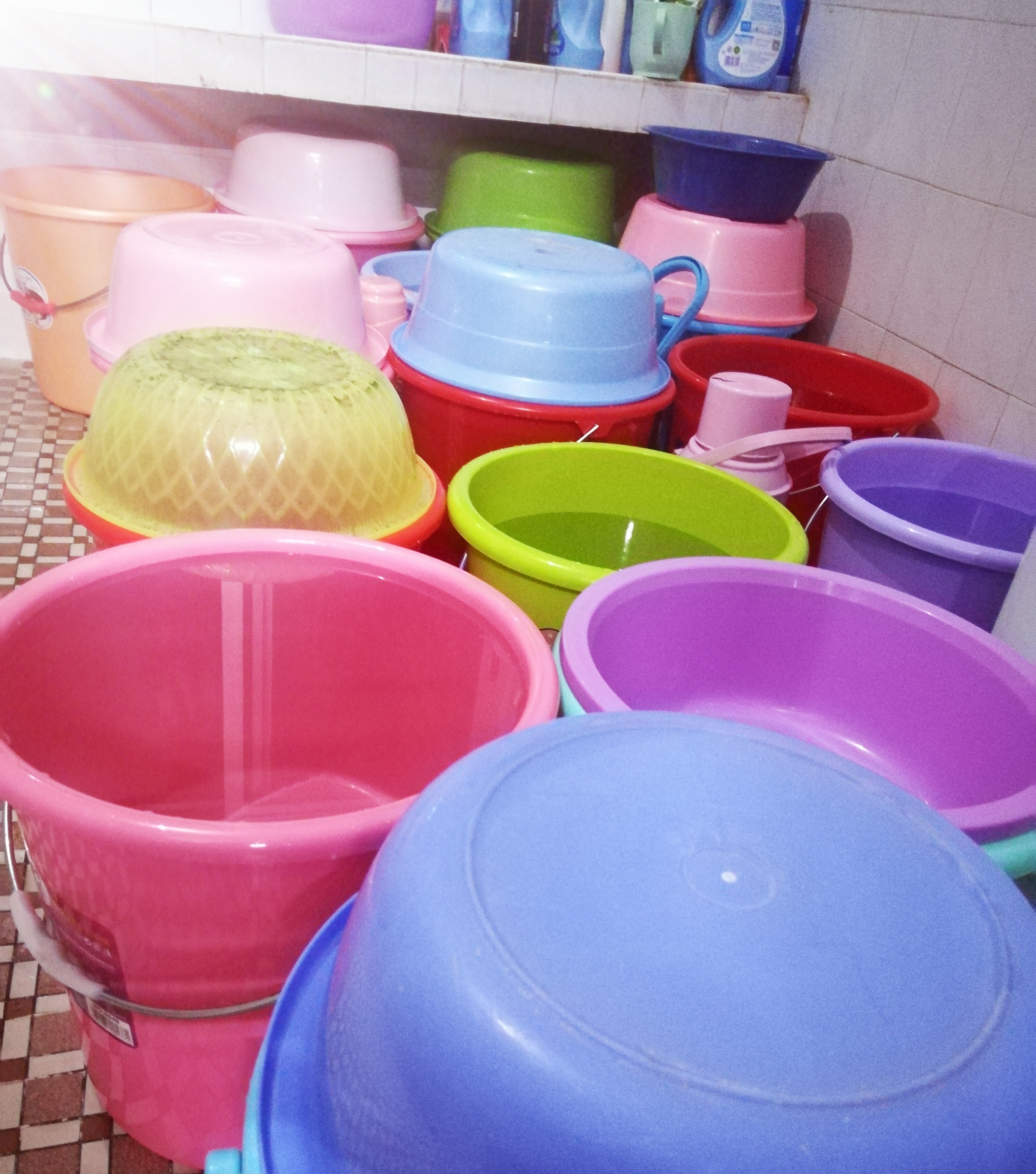 怎么解决老旧小区长时间停水问题,城市停水