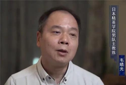 世乒赛马龙王曼昱3-0完胜,乒乓进四强