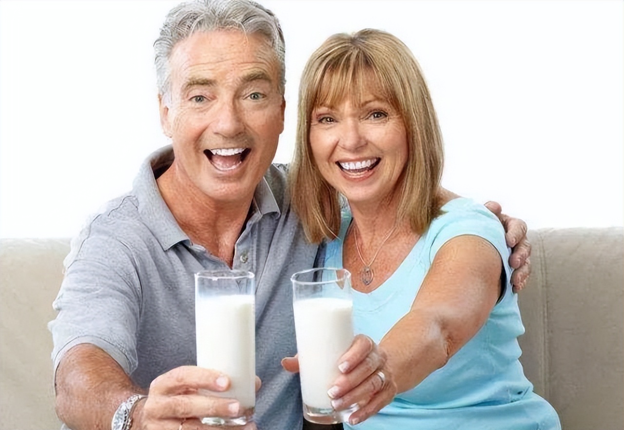 怎么看待中医认为喝牛奶不好,中医认为寒性体质的人不宜喝牛奶