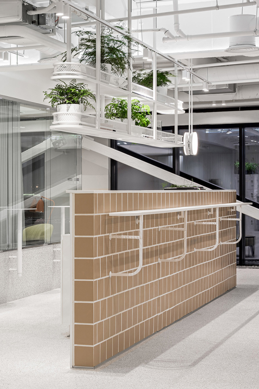 自由畅想云科技公司SQUAD基辅总部大楼设计欣赏