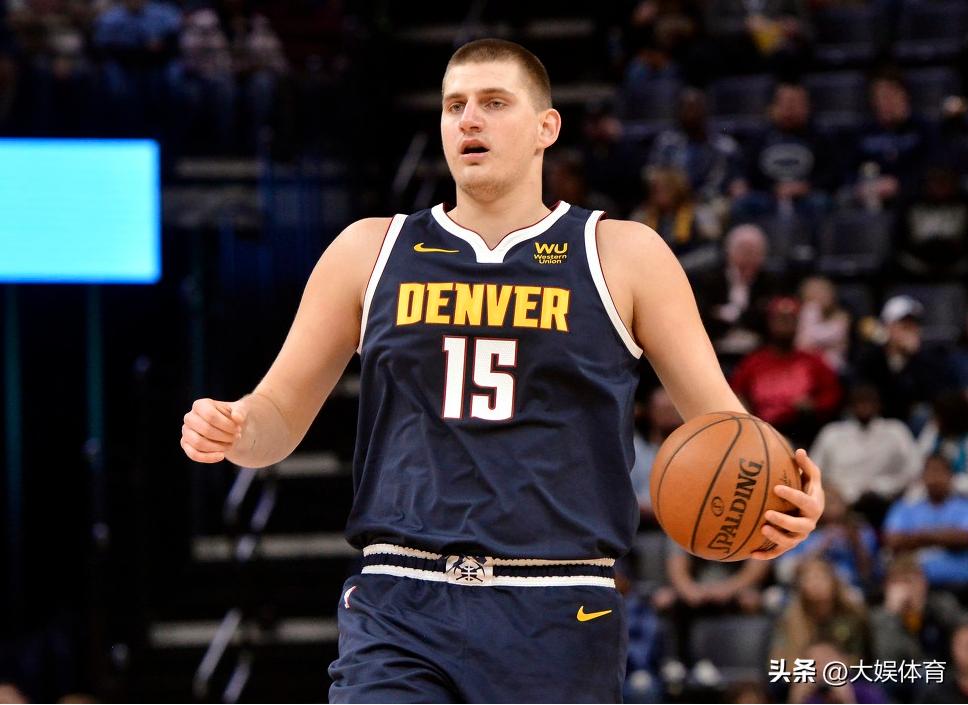 中锋和侧锋各自的好处,脚步最出色的五大中锋