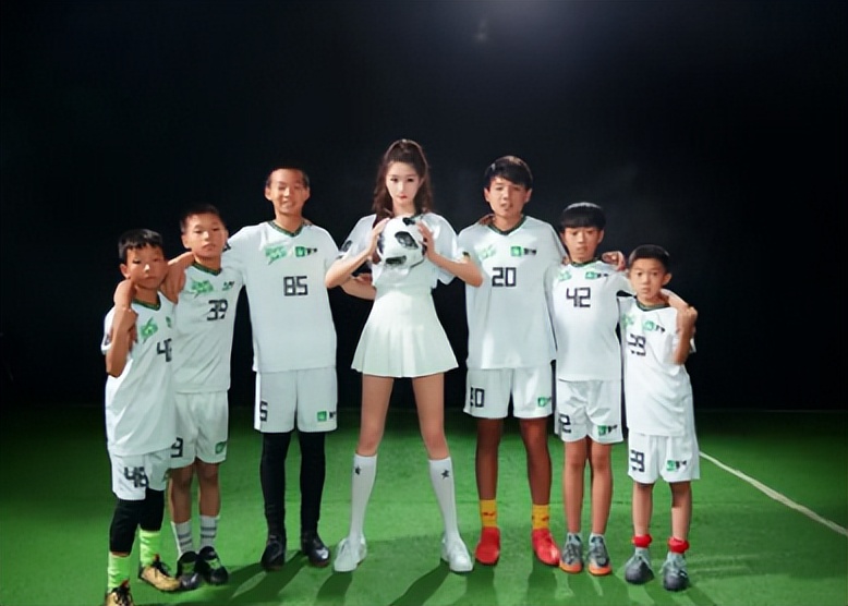 鹿晗和c罗视频,鹿晗和c罗巅峰对决视频