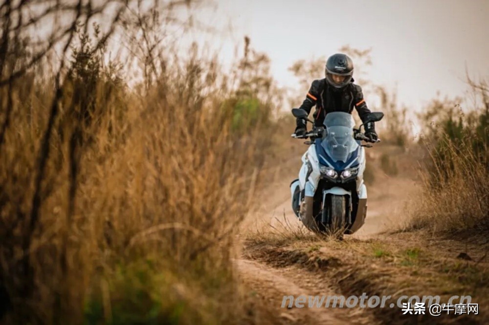 大阳adv350tcs版即将上市,大阳adv350标准版售价配置