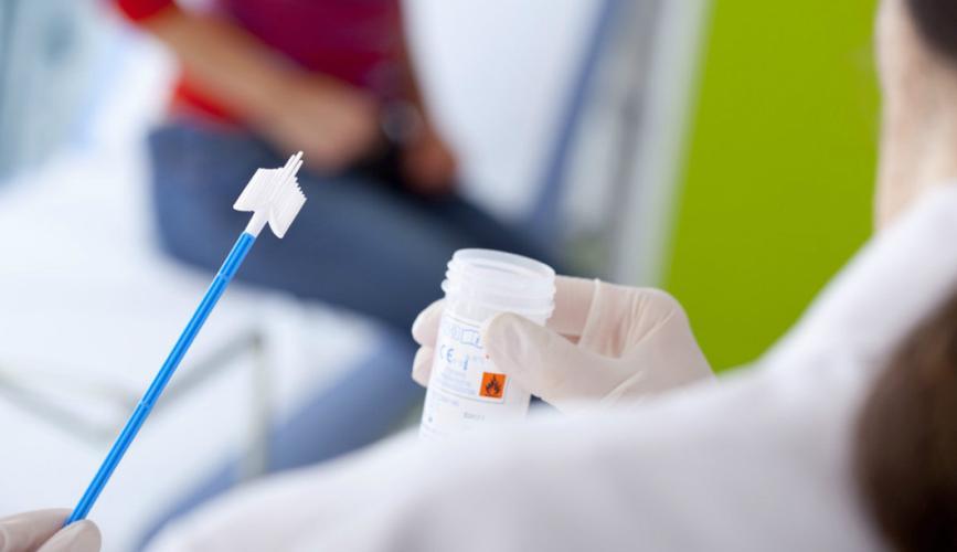 46岁大姐棋牌室感染HPV，“肉芽”长满脖子，劝告：四件事要少做