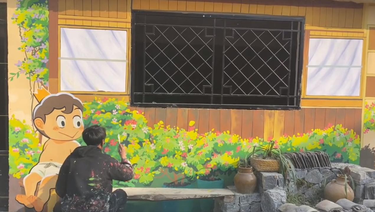 现实版“神笔马良”大新：凭一支笔带全村暴富，被华春莹点赞