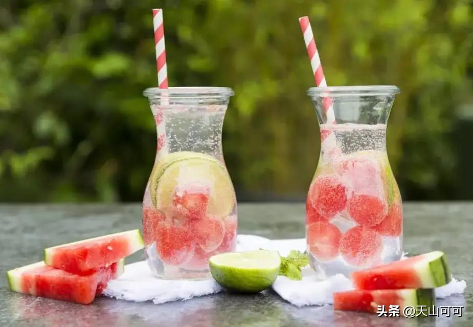 菊花茶分哪几种夏天喝哪种更好,夏天喝冬瓜茶好还是喝菊花茶好