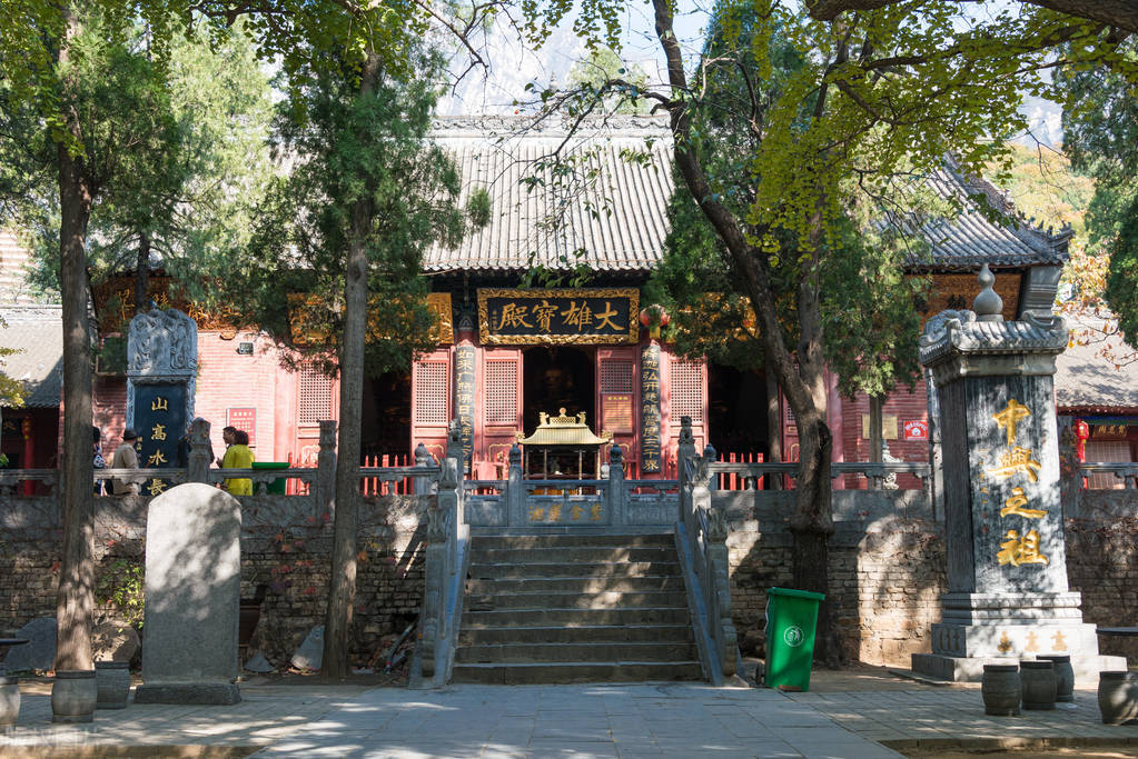 国内人气最旺的十大宗教名山,国内人气最旺十大名山