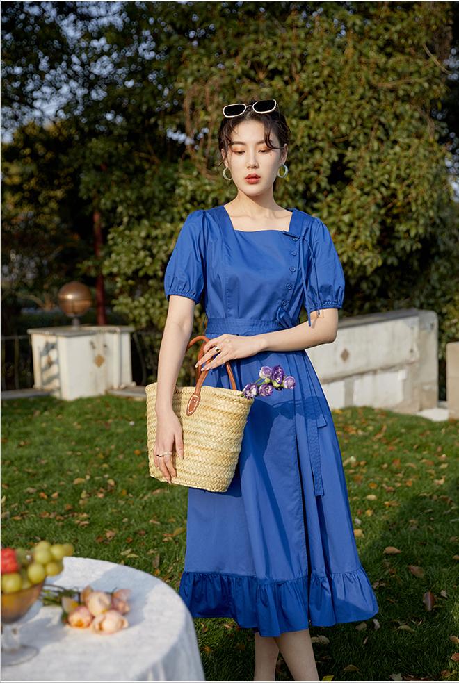 四十多岁人比较微胖穿流行女装,今年最流行的衣服女装30-40岁微胖