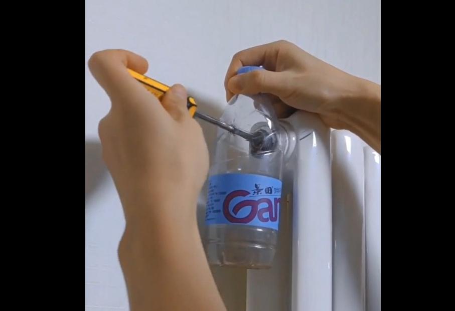 三组暖气片最后一组不热怎么回事,末端暖气片不热的原因及解决办法