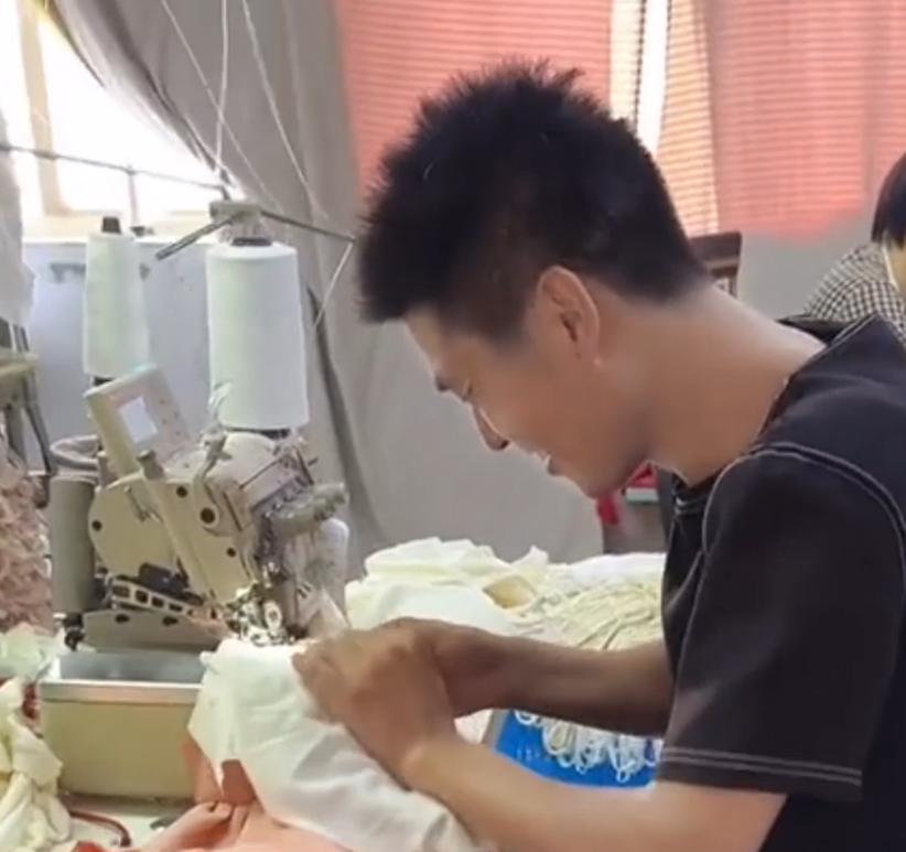 妮妮工厂小员工,妮妮的真实妈妈