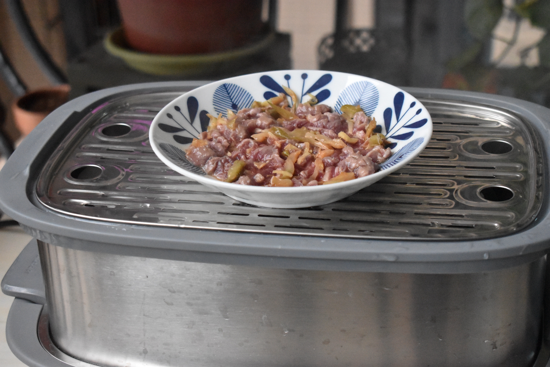 一个人的晚餐这样做，简单省事又味美，没油烟更健康，生活有滋味