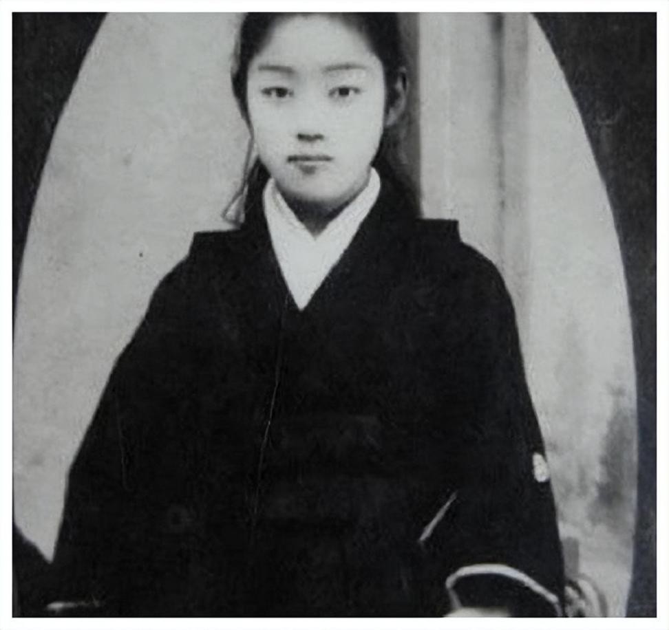 孙中山逃亡日本，和一名日本女子生下一个女儿，这个女儿如今在哪