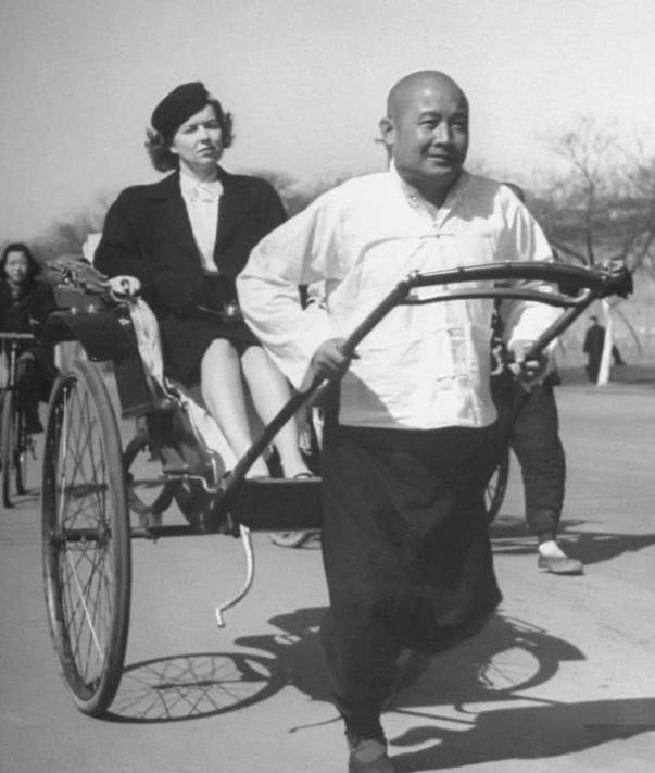 旧社会车夫悲惨命运,民国拉车人的悲惨生活