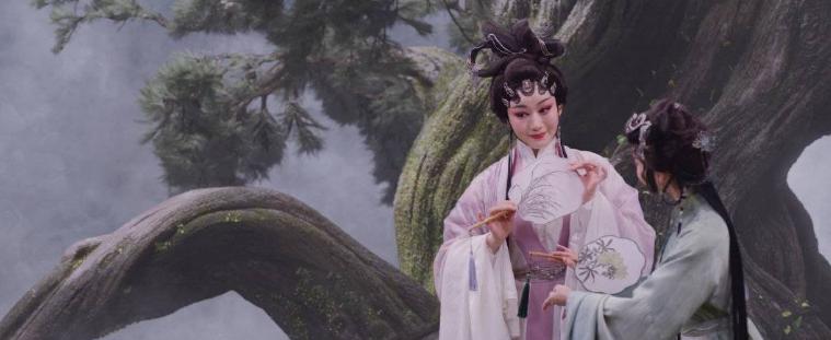 从话剧表演转型到影视剧,从传统京剧到现代京剧传承与发展