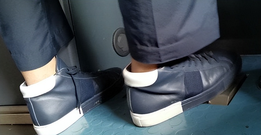 为什么高铁不可以在夜间运行,为啥开通了夜间高铁