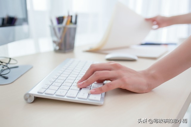 打工妹一个月能赚10万,从月入300的打工妹到年入3000万