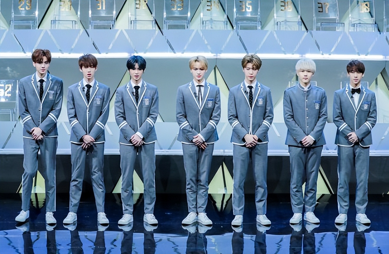 乐华七子综艺丁泽仁李权哲,乐华七子二巡天津李权哲和丁泽仁