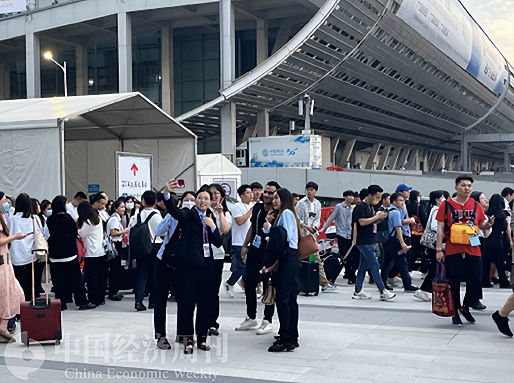 中国经济周刊2022年11月12日,中国经济周刊2023第一期