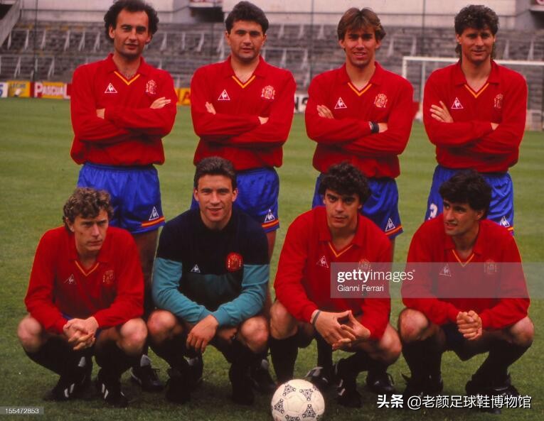 菲戈跑男穿的运动鞋,菲戈职业生涯穿过的足球鞋