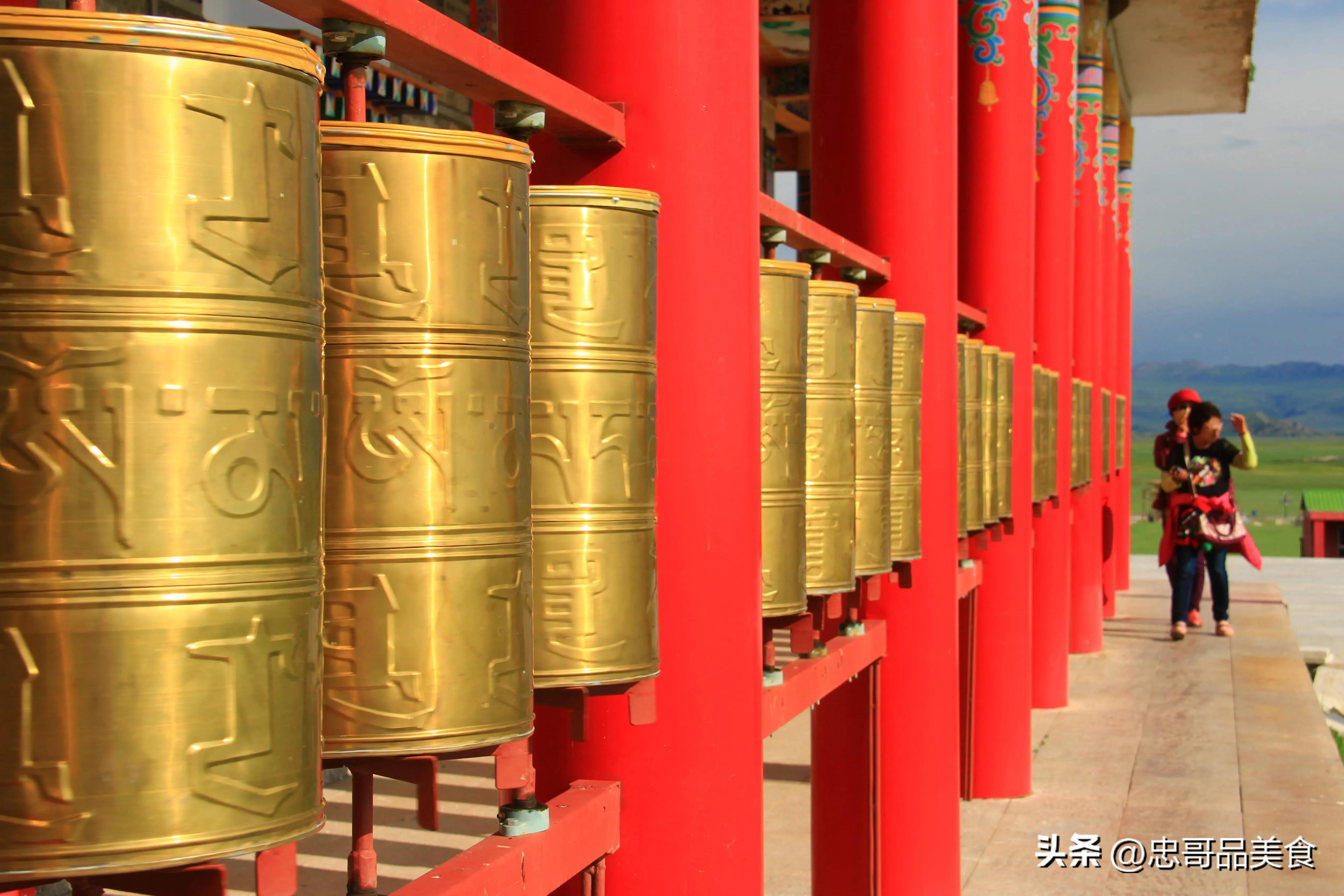 日落晚霞映照九曲十八弯,日落黄昏的九曲十八弯