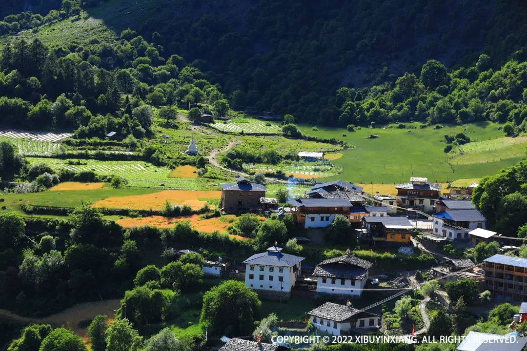 去雨崩村最好的季节,这辈子总要去趟雨崩村