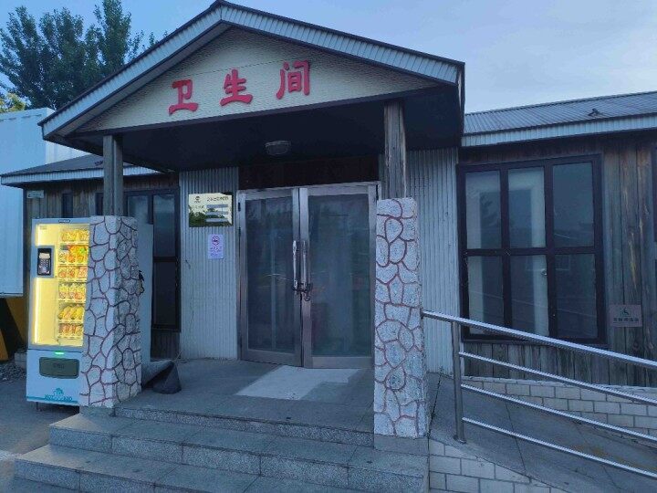 小厕所大文明焦点访谈,小厕所大民生记者走进街道公厕