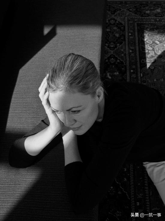 以十一位艺术家的镜头为眼重新“想像荷兰”