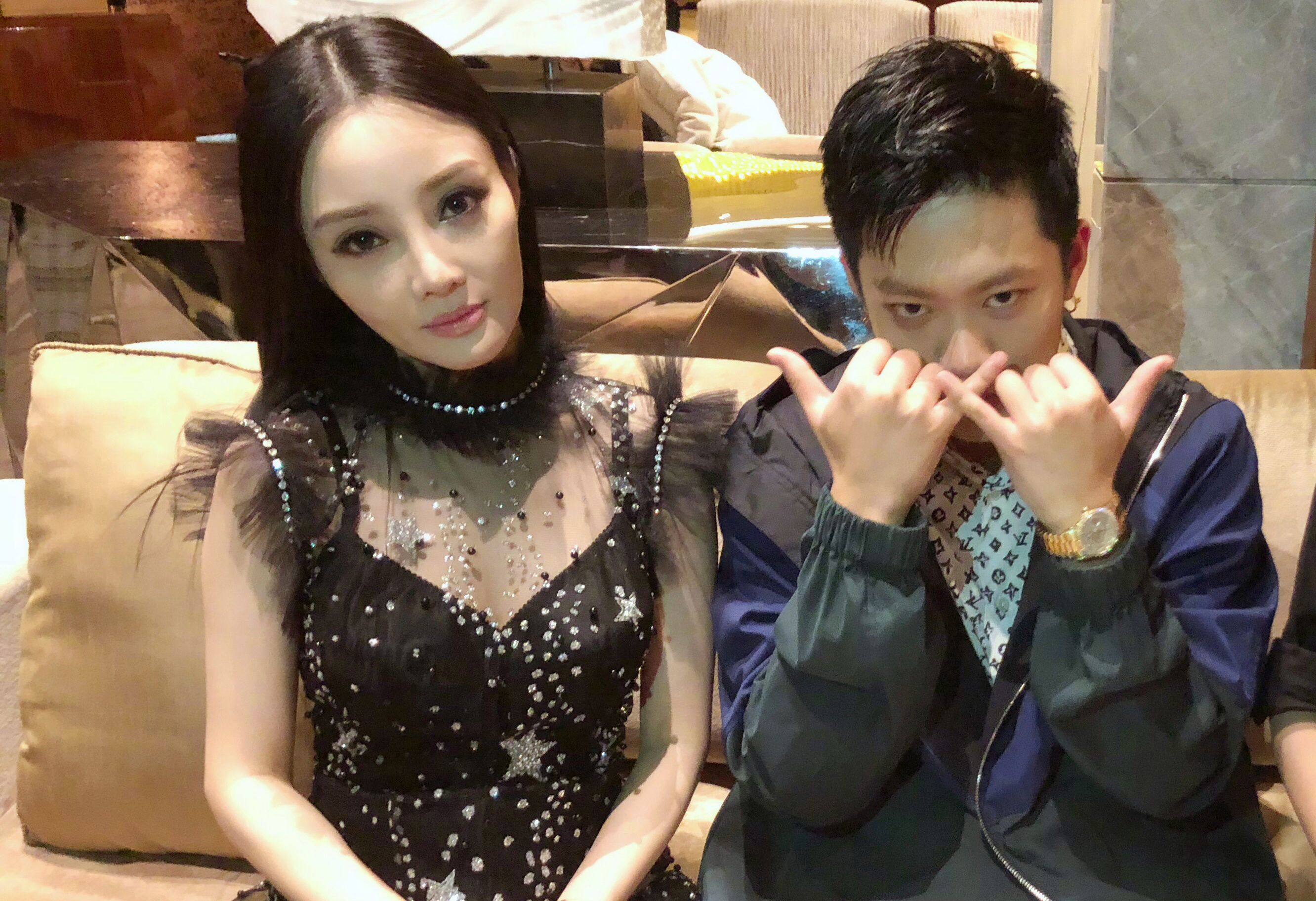 惨遭淘汰却爆红的歌手,当年红极一时却又被雪藏的歌手