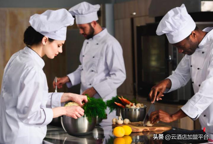 怎么让客人现场给好评,餐饮如何让客人主动给好评话术