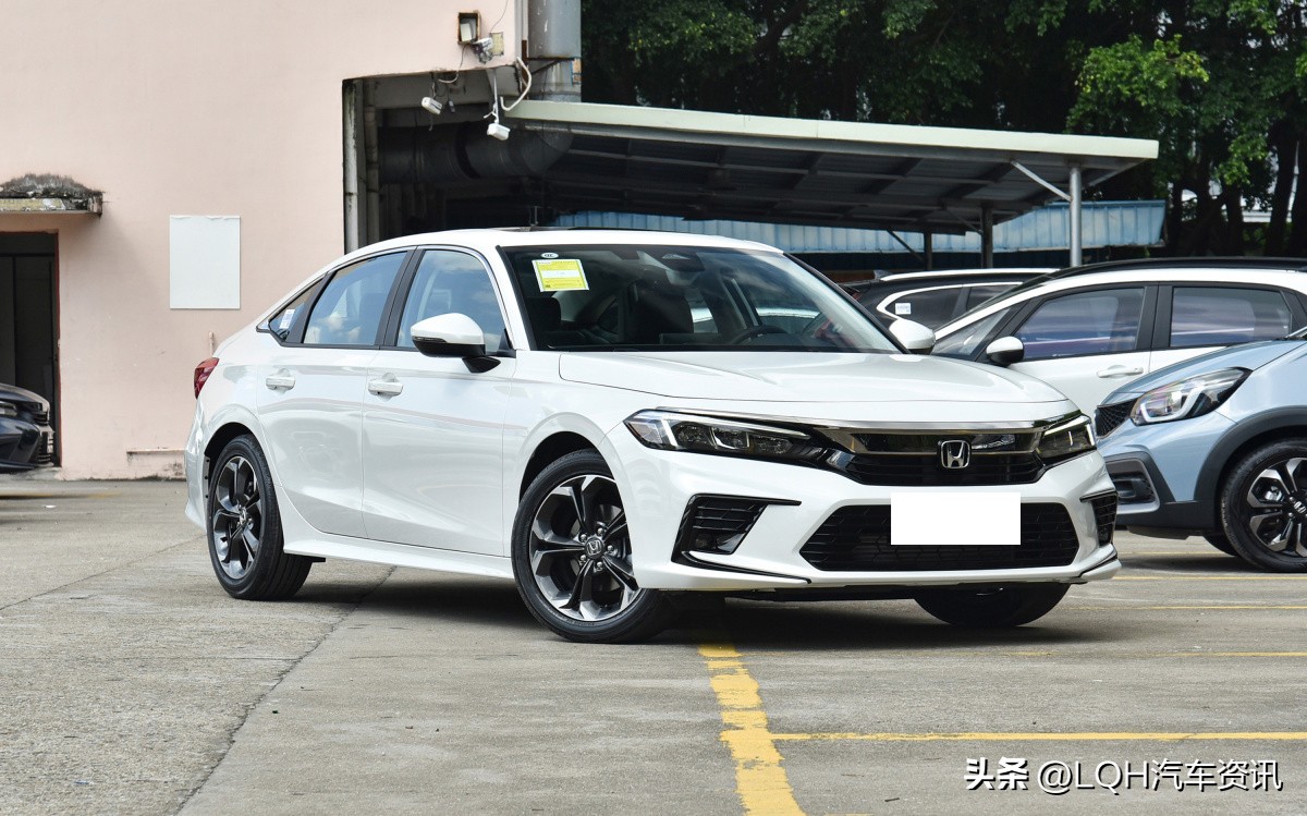 月薪6000左右买雅阁可以吗,二手雅阁与新款思域怎么选择