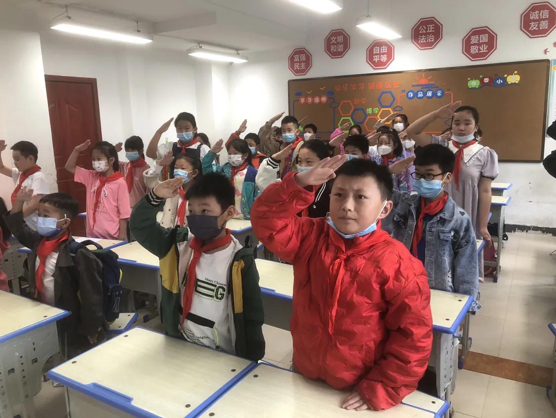 金城小学开学第一课,市第一小学放飞新梦想迎接新学期