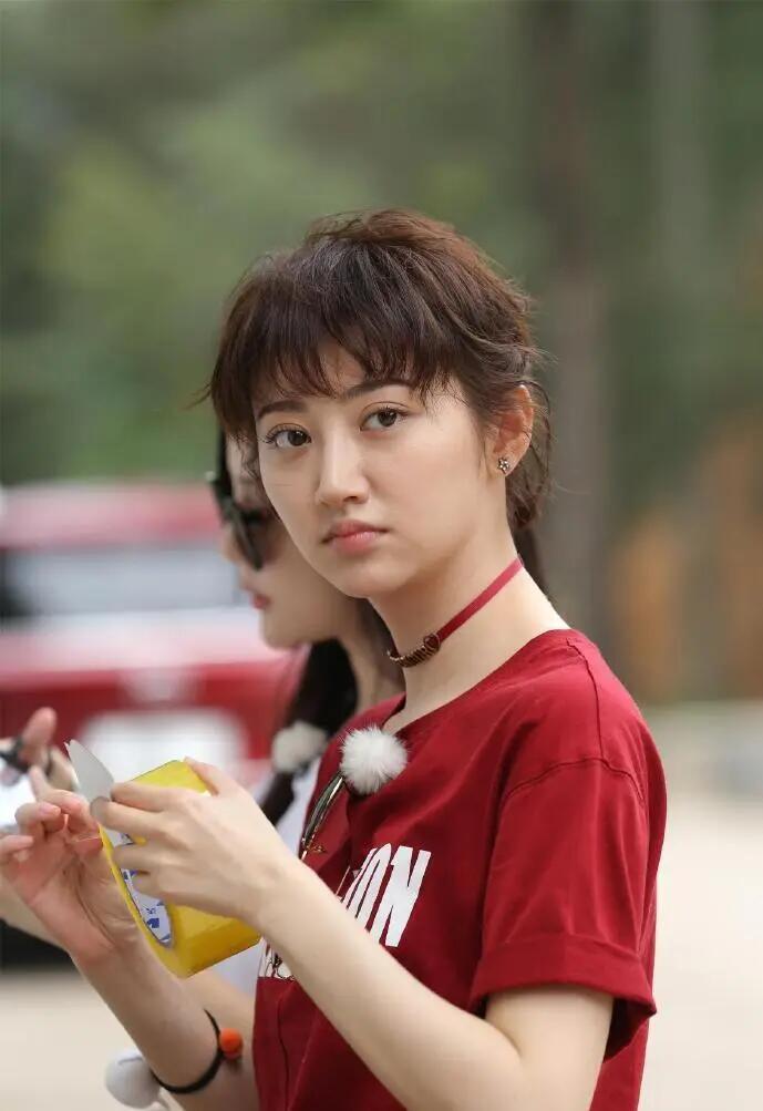 景甜为哪部戏剪短发,景甜剪短发美出新高度