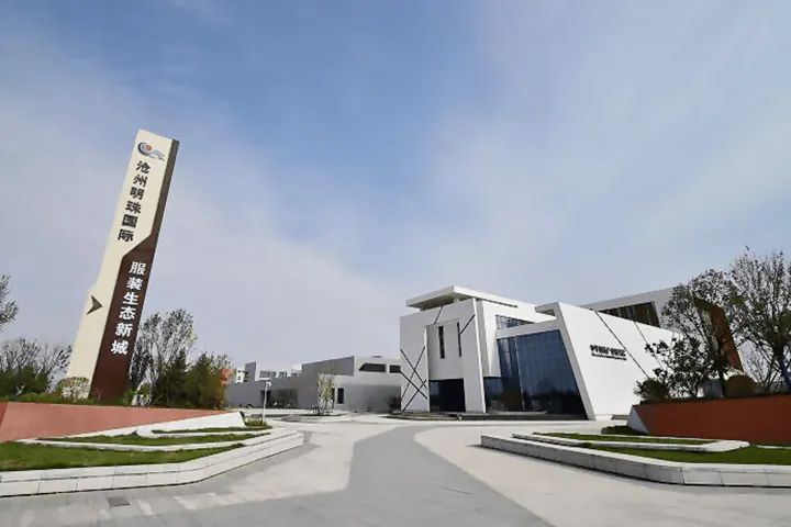 羽绒服装进出口统计（1-2月）/外贸利好，积压的集装箱正在减少