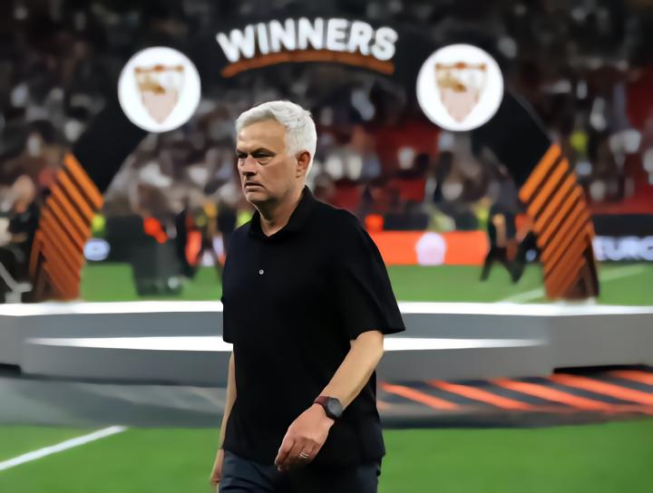 绌嗛噷灏煎ゥ鏀句笅楠勫偛,闄や簡鎴愬姛鍒棤閫夋嫨绌嗛噷灏煎ゥ