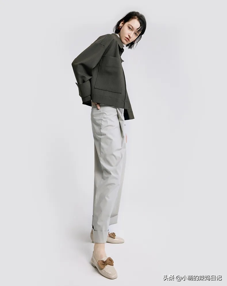 奔五奔六的女人别总说穿衣难,奔五奔六的女人不要穿得太老气