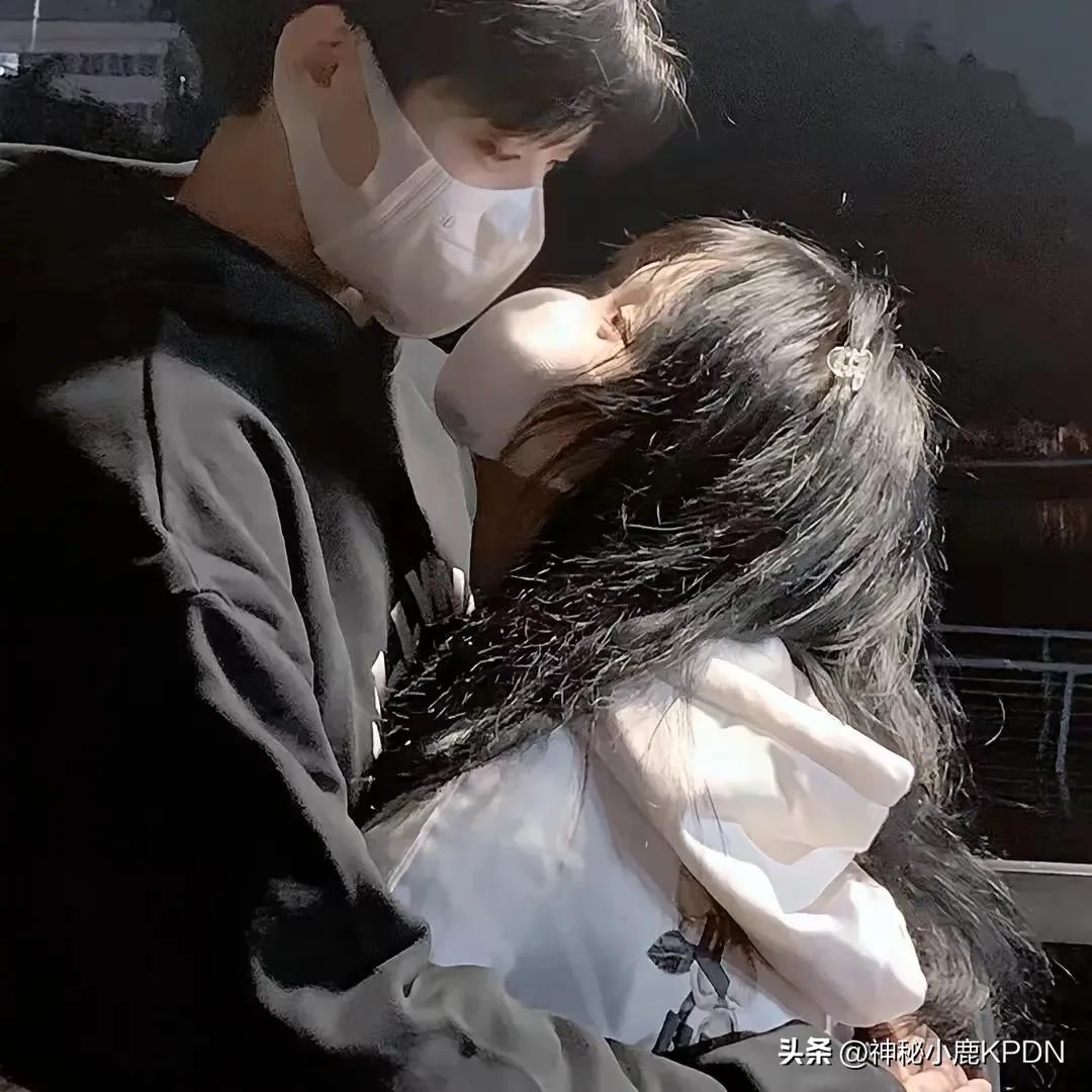 情侣头像全屏超甜超a,情侣头像超甜的动漫头像