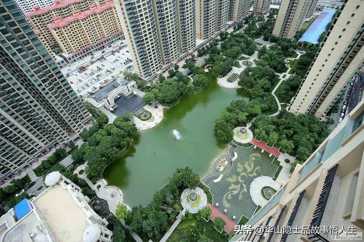 许家印为什么就可以*款贷**达2.4万亿，而我们普通人贷100元钱都很难