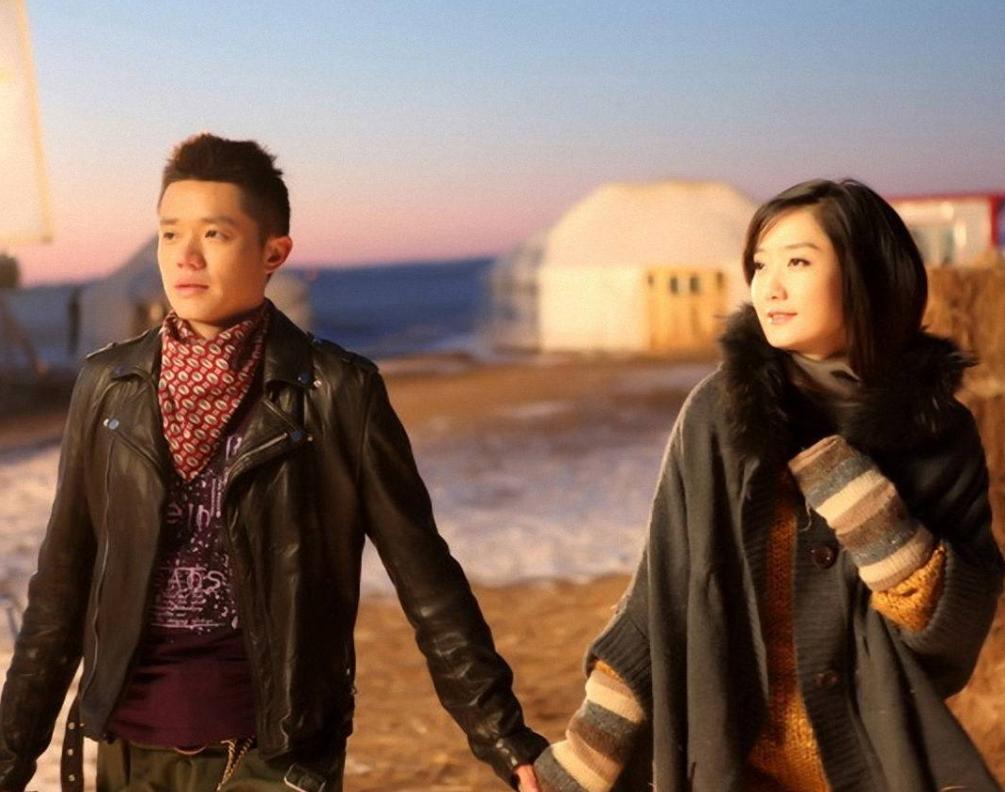 凤凰传奇曾毅的老婆微博,凤凰传奇曾毅妻子是哪里人