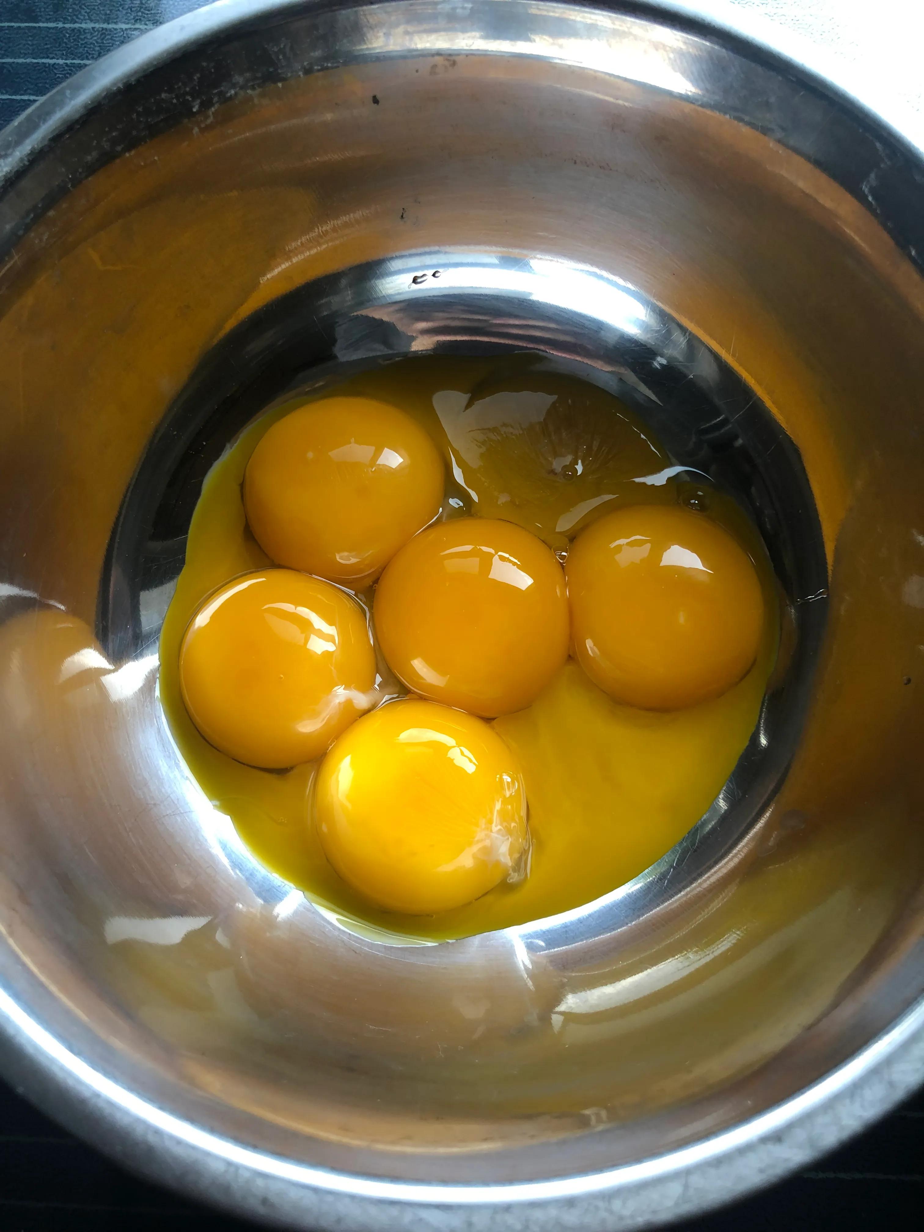 戚风蛋糕需要什么样打蛋器,做戚风蛋糕没打蛋器怎么做