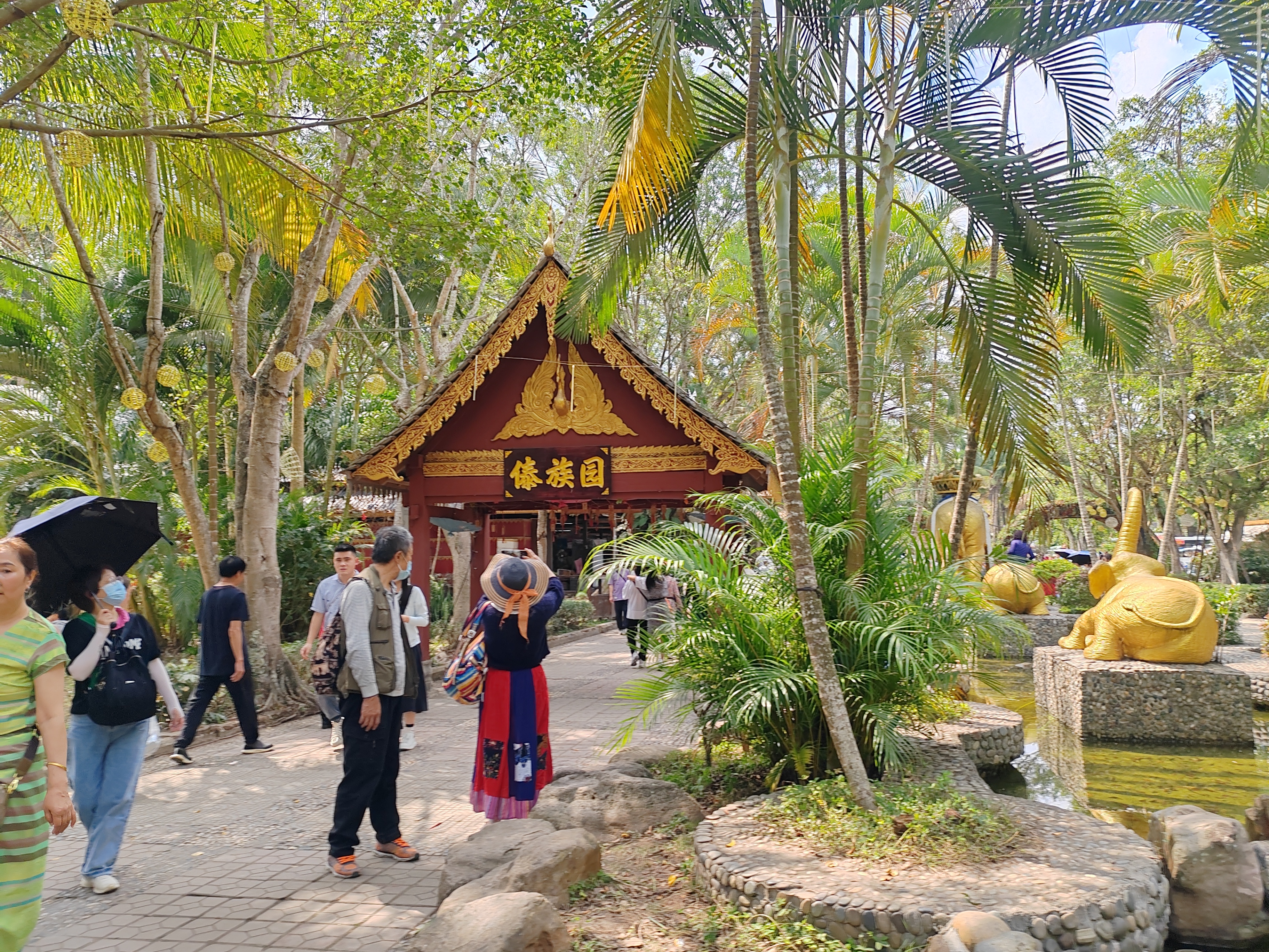西双版纳旅游全攻略傣族园泼水节,西双版纳傣族园泼水节高清图片