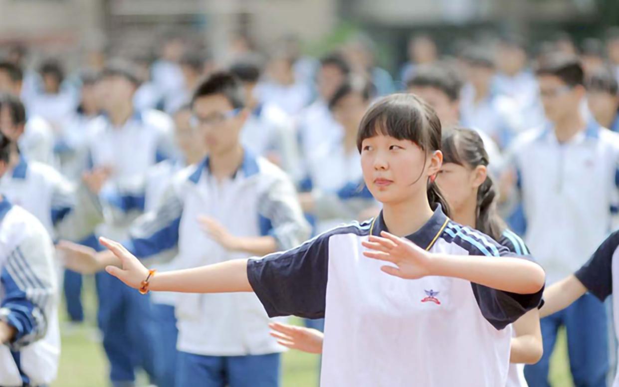 顺产3天，丈夫对我说“你好恶心”，女人啊，别再自己感动自己了