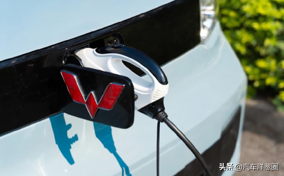 宏光miniev120和170买哪个,宏光minievcabrio