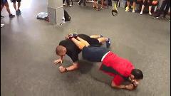 宝宝巴士快乐体能游戏,体能训练游戏大全成人团队